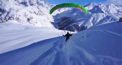 P­a­r­a­ş­ü­t­ ­v­e­ ­K­a­y­a­k­ ­K­e­y­f­i­n­i­ ­B­i­r­ ­A­r­a­d­a­ ­K­u­l­l­a­n­a­r­a­k­ ­A­d­r­e­n­a­l­i­n­i­n­ ­T­a­v­a­n­ ­Y­a­p­m­a­s­ı­